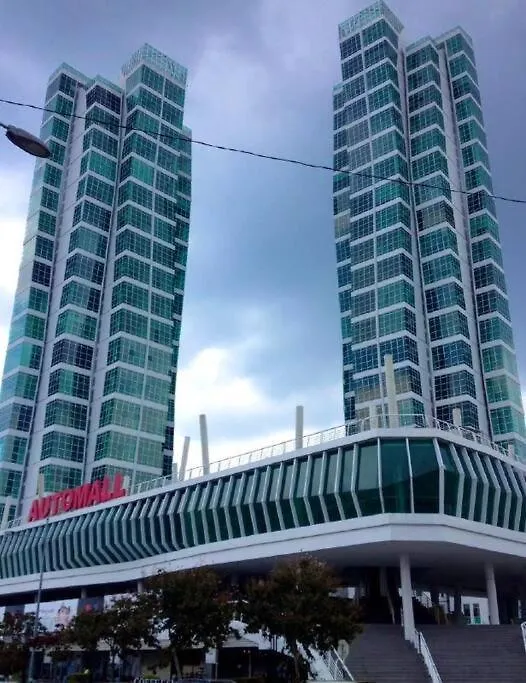 شقة Maritime Suite Duplex Penang- Pemandangan Laut جورج تاون