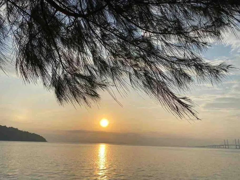 Maritime Suite Duplex Penang- Pemandangan Laut جورج تاون ماليزيا