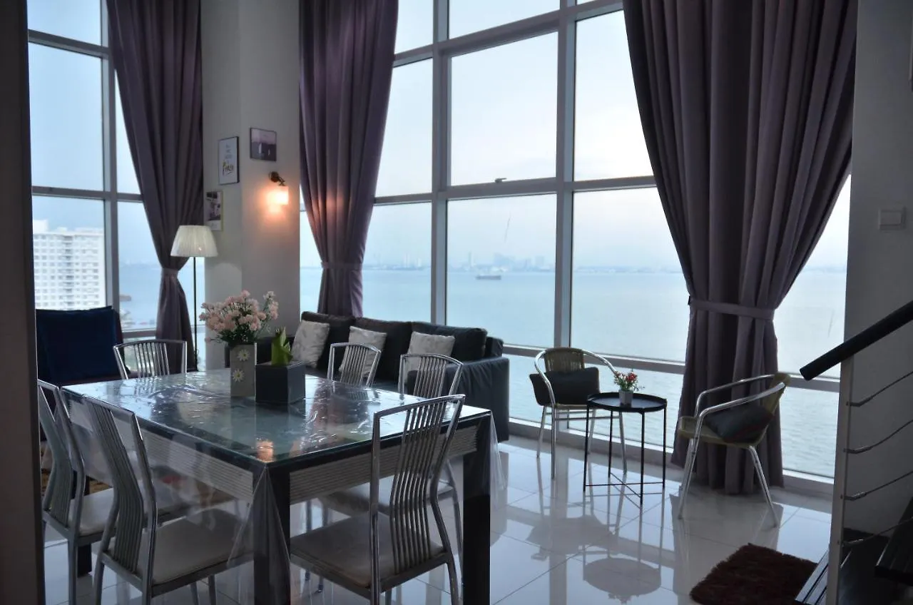 Maritime Suite Duplex Penang- Pemandangan Laut جورج تاون